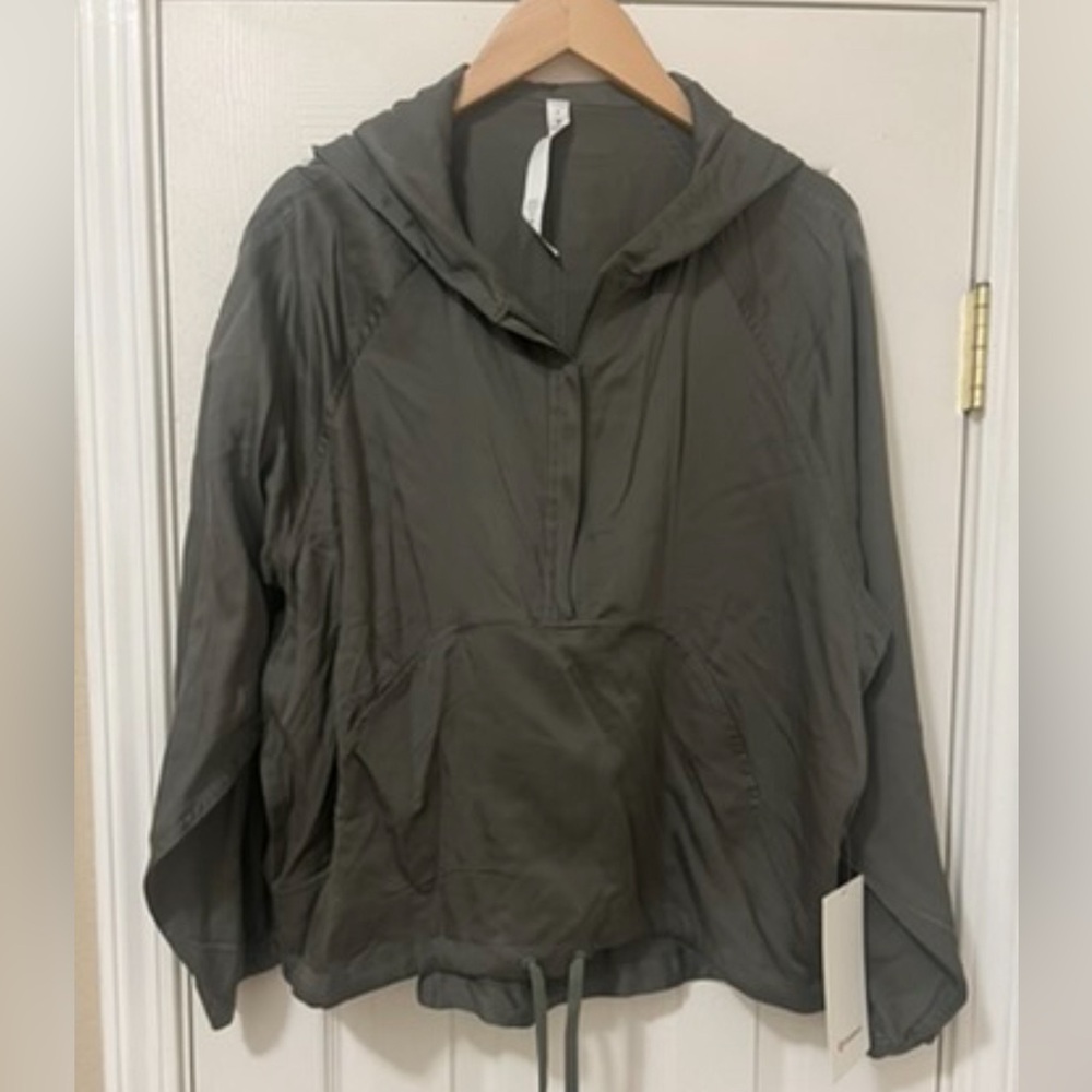 NWT Lululemon City Stroll Hoodie Grey Sage Size 8 - Picture 1 of 11